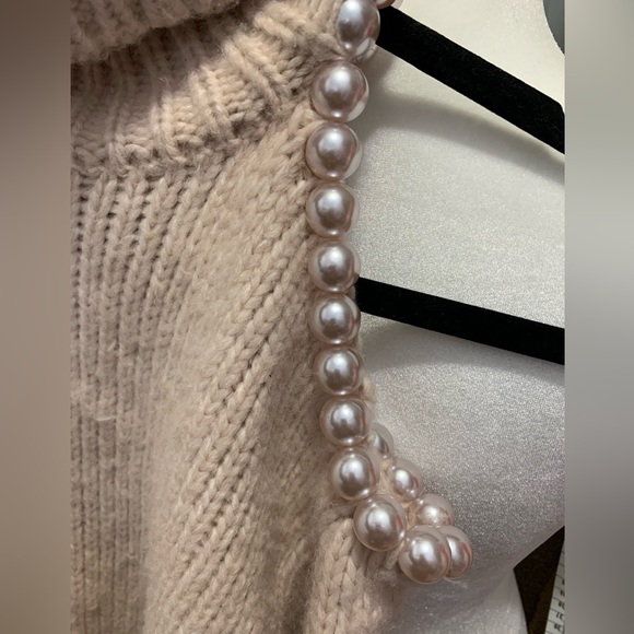 Zara Pearl Cut Out Turtleneck Sweater - Picture 5 of 6